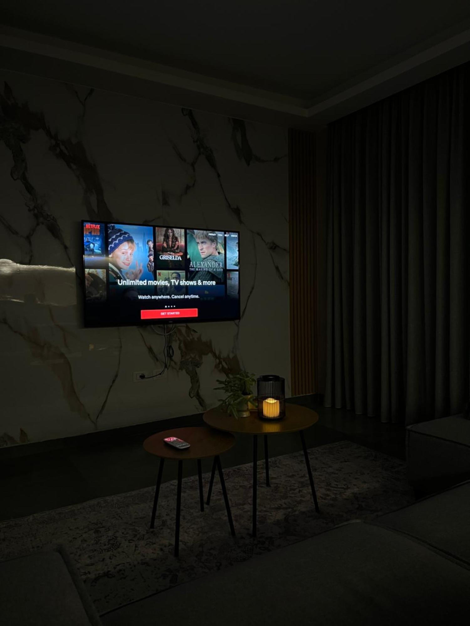 Appartamento Cozyapartmens Tirana Esterno foto